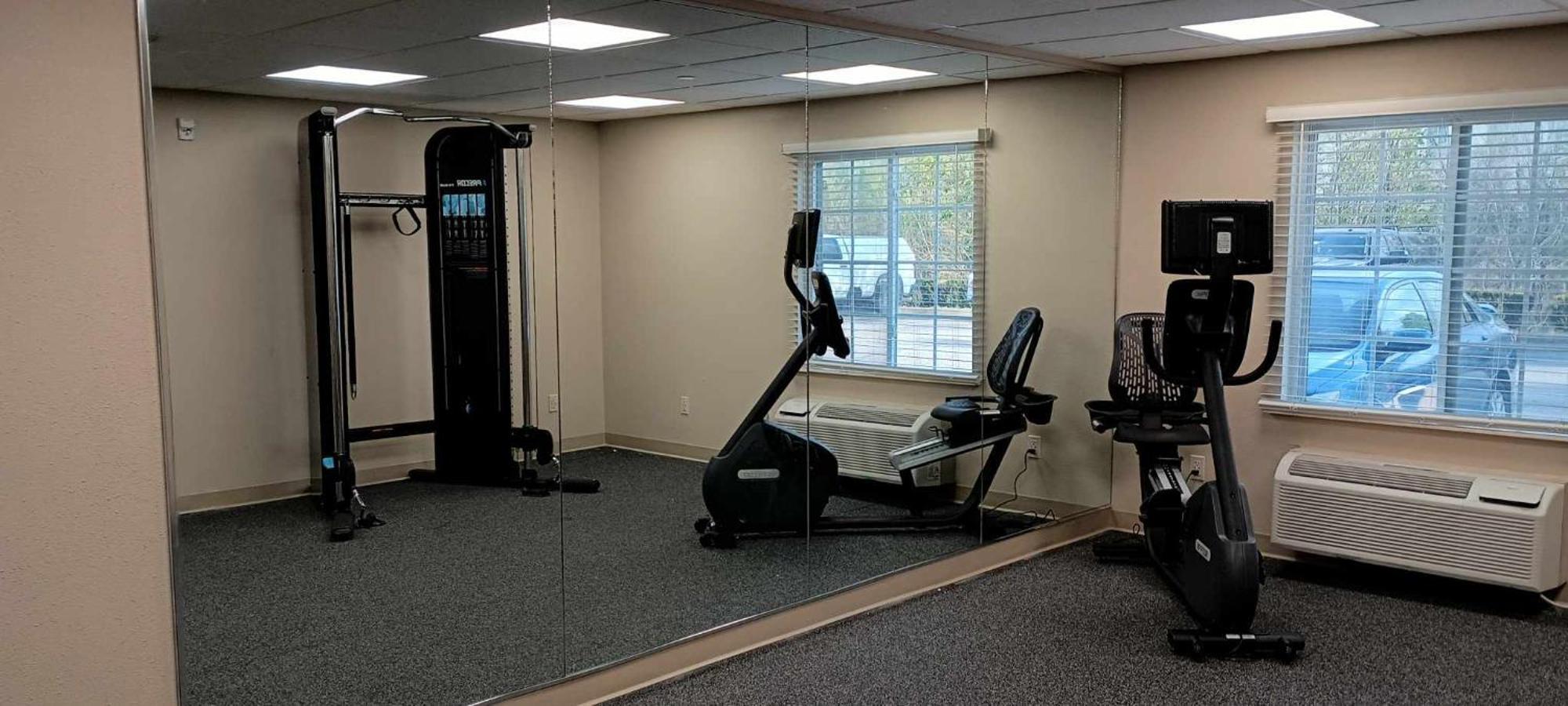 Woodspring Suites Louisville Clarksville المظهر الخارجي الصورة
