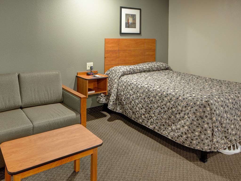 Woodspring Suites Louisville Clarksville الغرفة الصورة