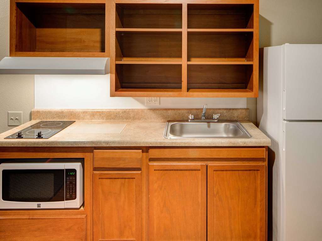 Woodspring Suites Louisville Clarksville الغرفة الصورة