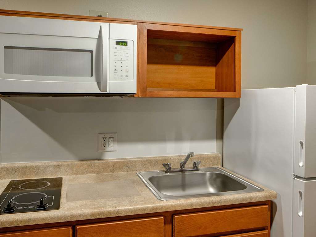 Woodspring Suites Louisville Clarksville الغرفة الصورة