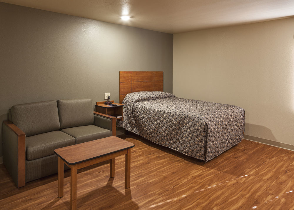 Woodspring Suites Louisville Clarksville المظهر الخارجي الصورة